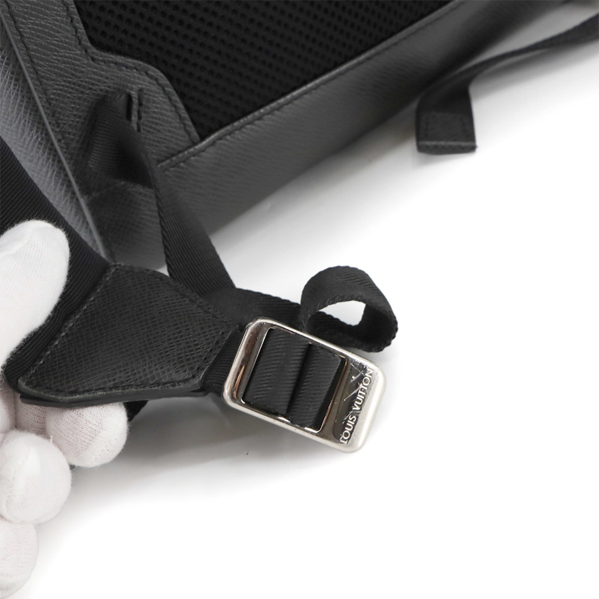 LOV Taiga Anton Backpack, Leather, Ardoise, M34405