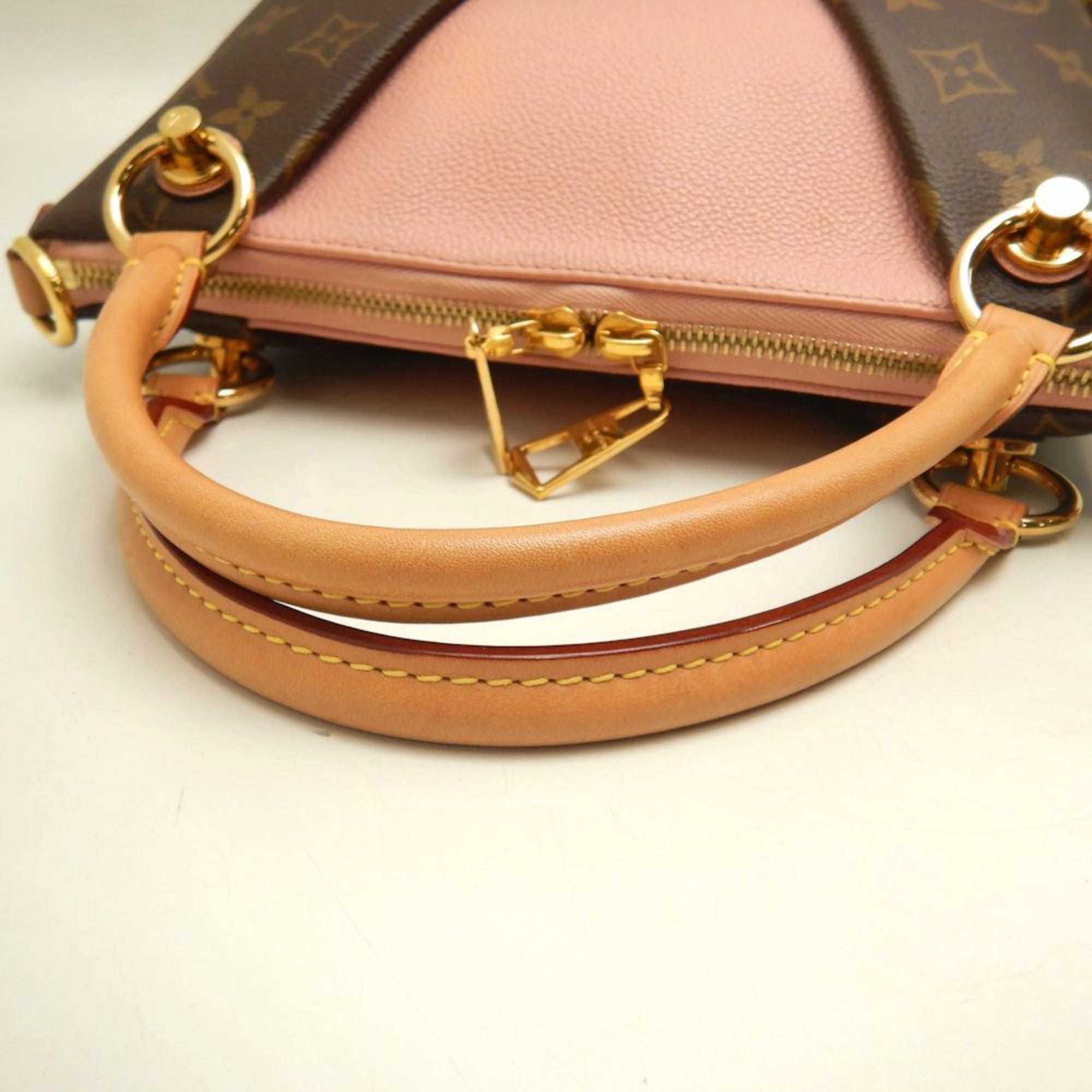 LOV Monogram V Tote BB M43967 Handbag in Rose Poodle, Women's, 253353