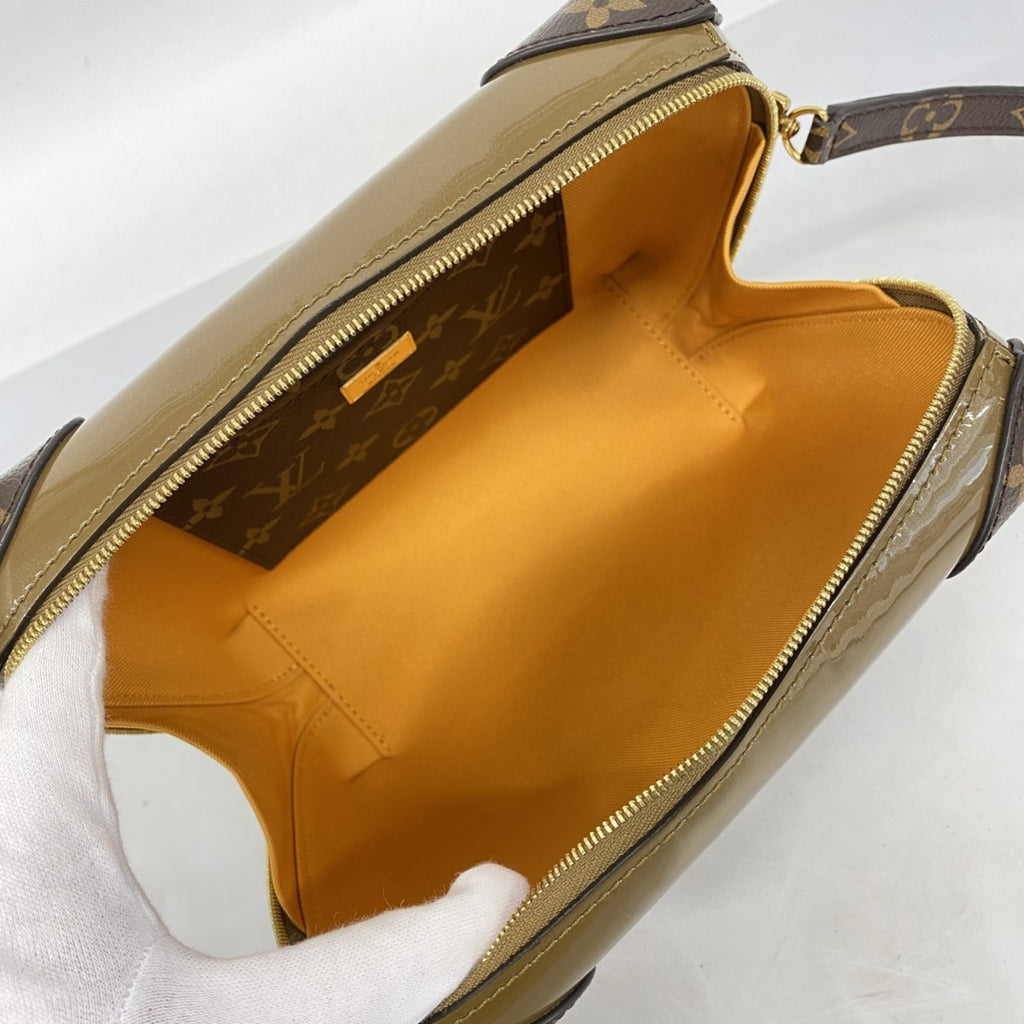 LOV Vernis Venice Shoulder Bag M54390 Vert Bronze for Women