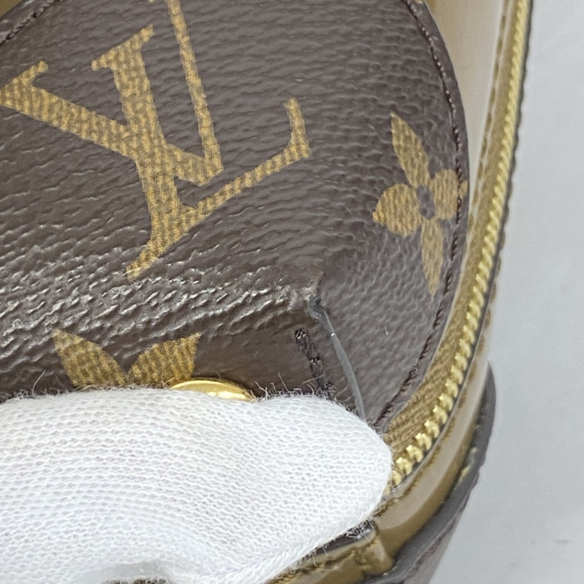 LOV Vernis Venice Shoulder Bag M54390 Vert Bronze for Women