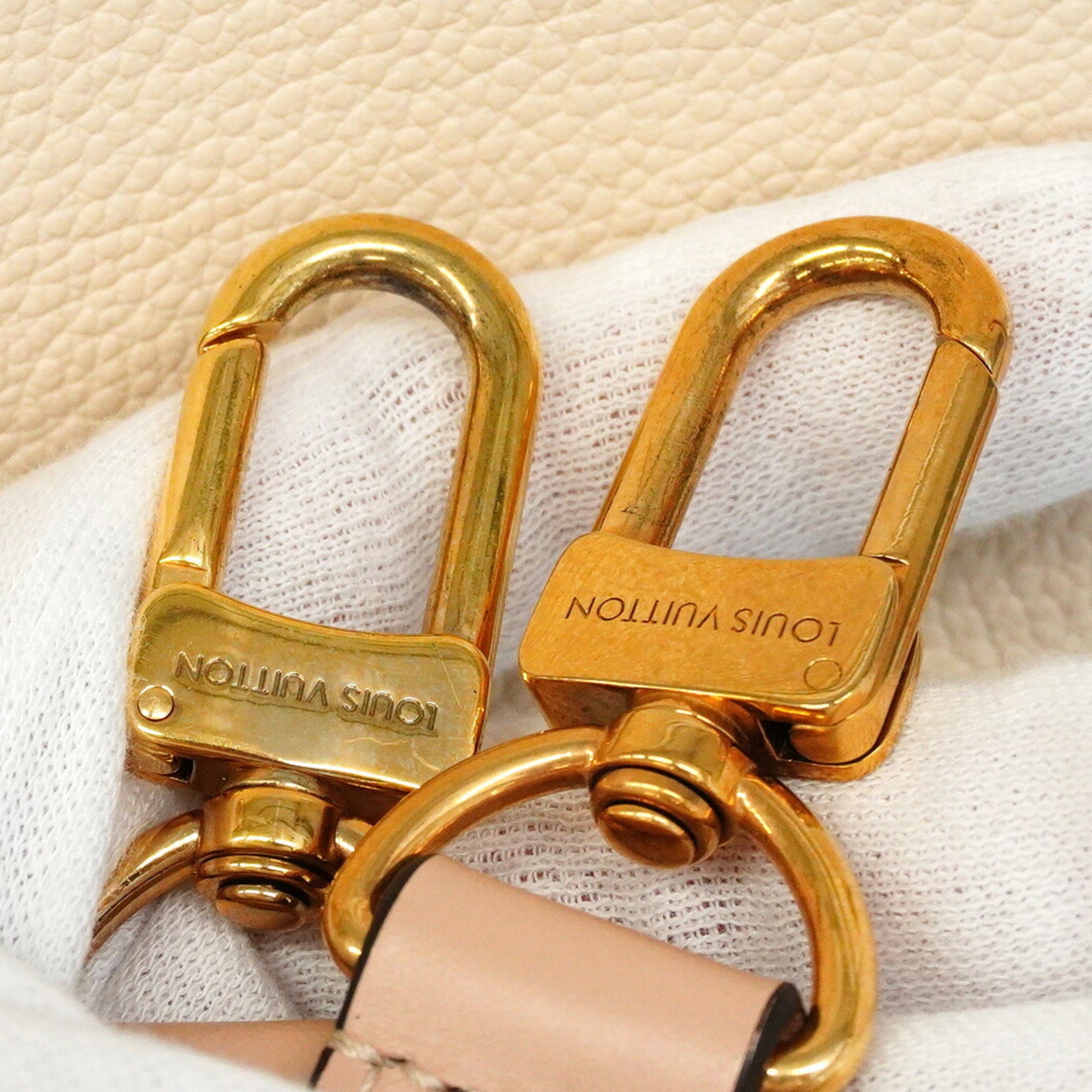 LOV Monogram Empreinte V Tote MM Beige Rose Creme 2-Way Bag for Women (P1595064)