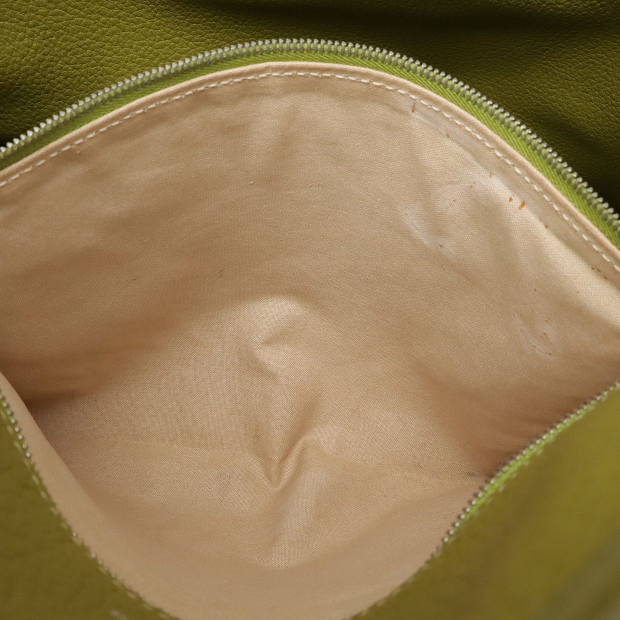 HMS Victoria Cabas 32 Tote/Shoulder Bag in Taurillon Clemence Leather, Anise Green, K Stamped