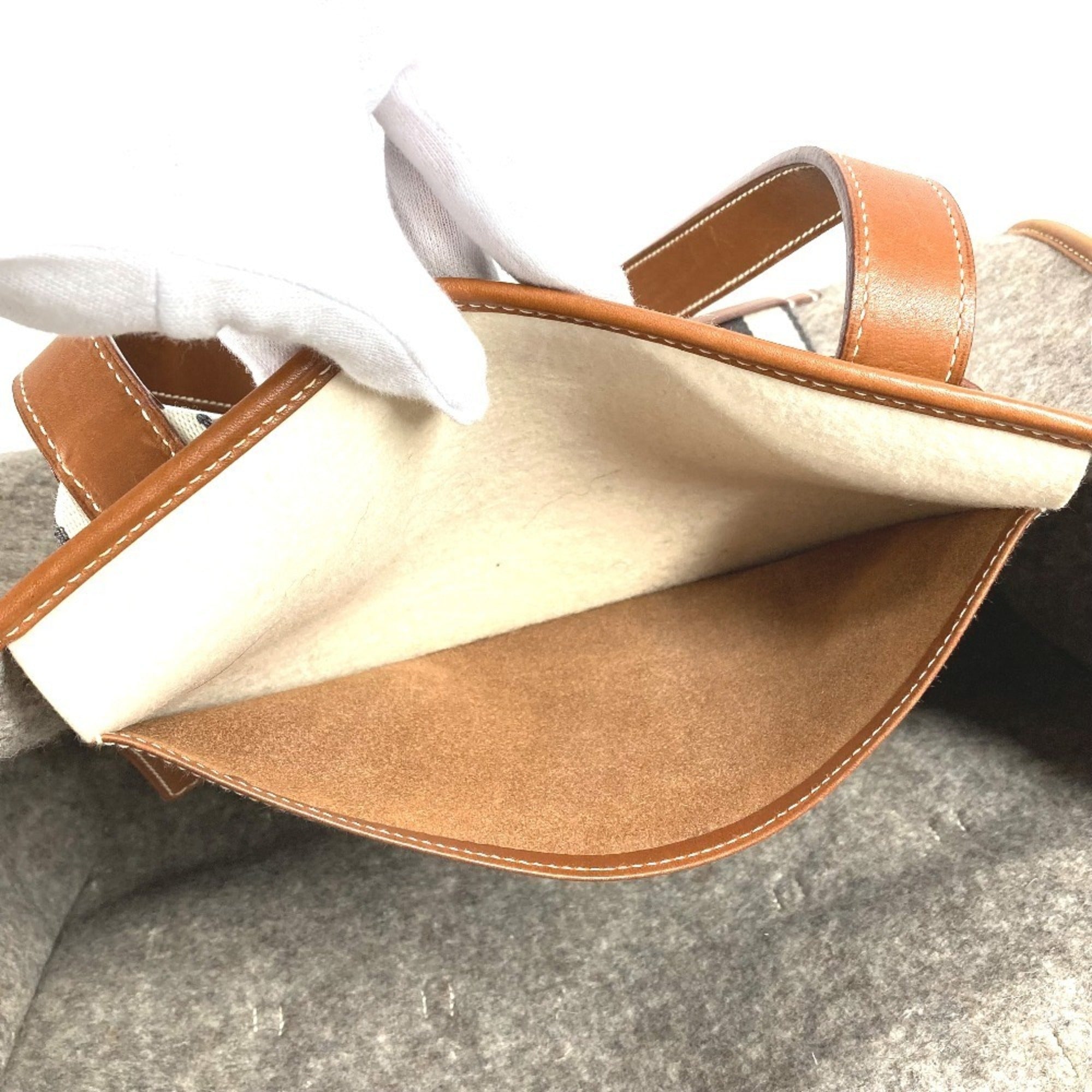 HMS Camel shoulder bag tote in felt and leather, unisex, gray