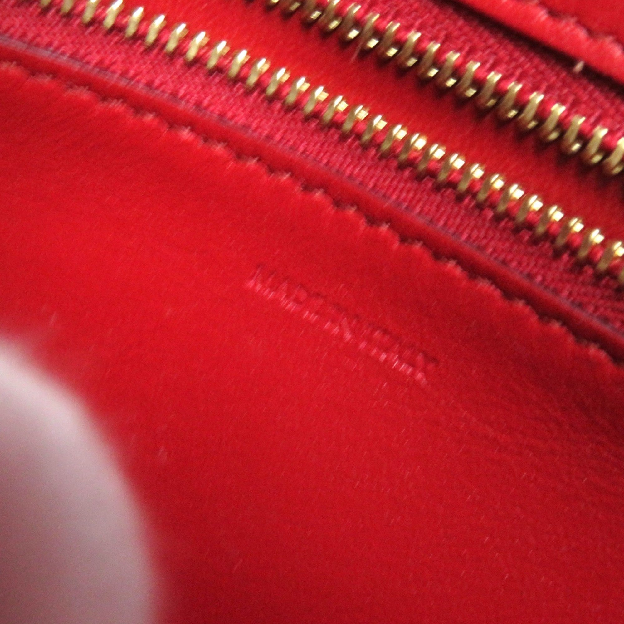 CLNI CLASSIC BOX Small (189183DLS) Classic Box Leather Shoulder Bag in Red with Gold Hardware and Dust Bag, Made Italy