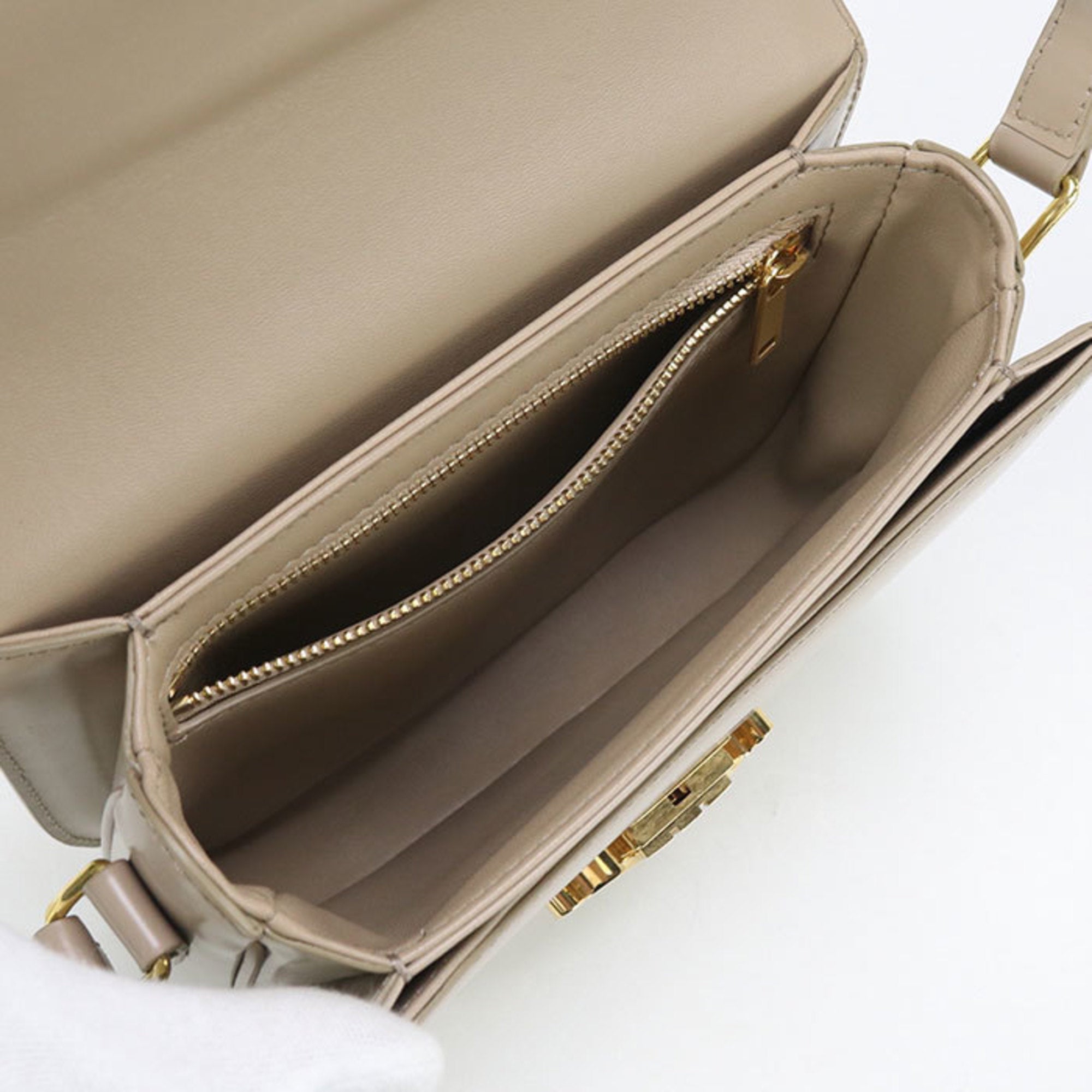 CLNI Triomphe Crossbody Shoulder Bag, Women's, Beige