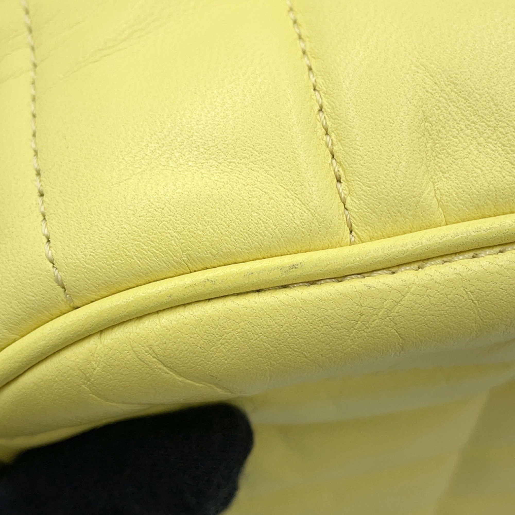 CLNI Chain Shoulder Bag Monochrome 111273 CELINE Black