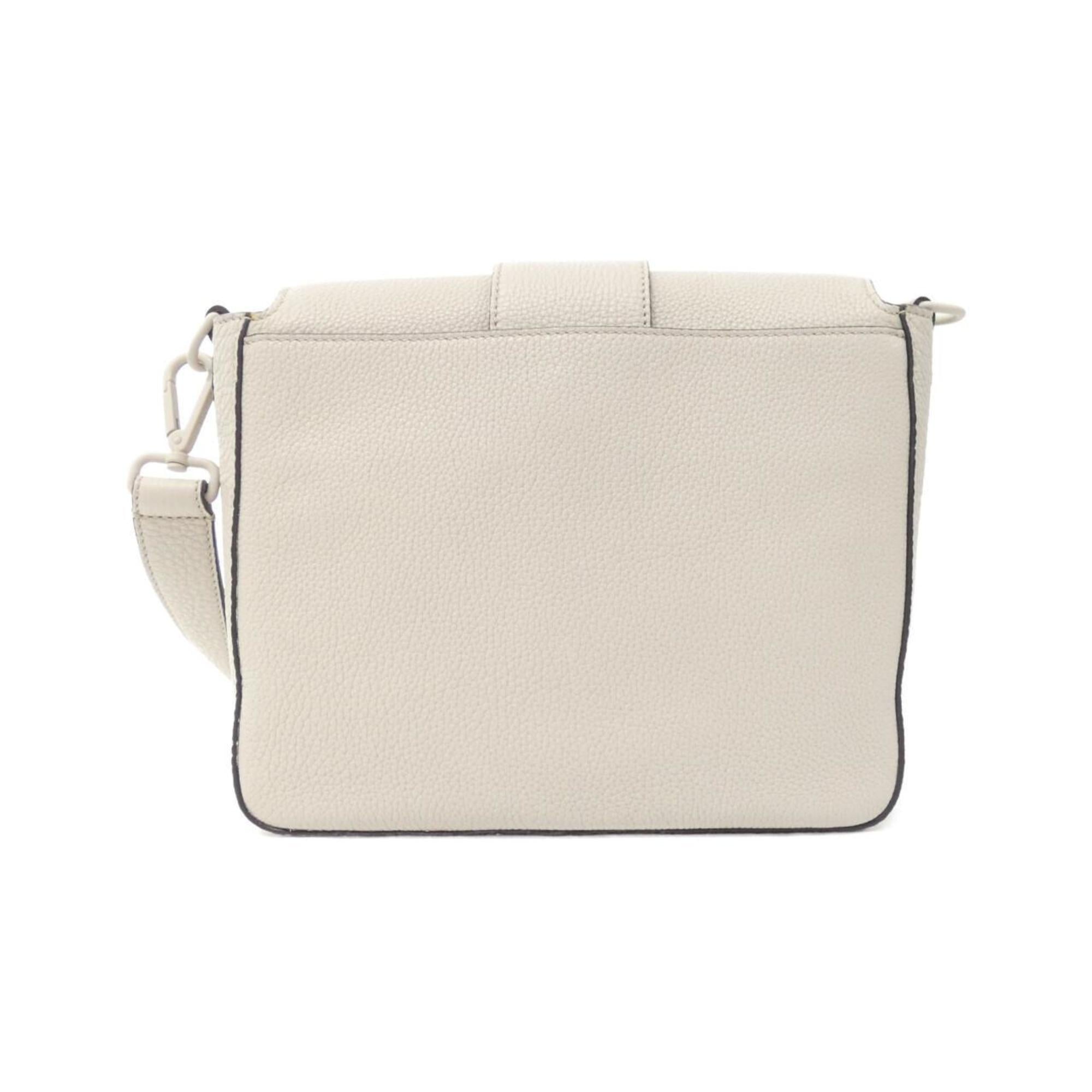 Fdi Baguette Messenger Medium 7VA537 AG0L Shoulder Bag