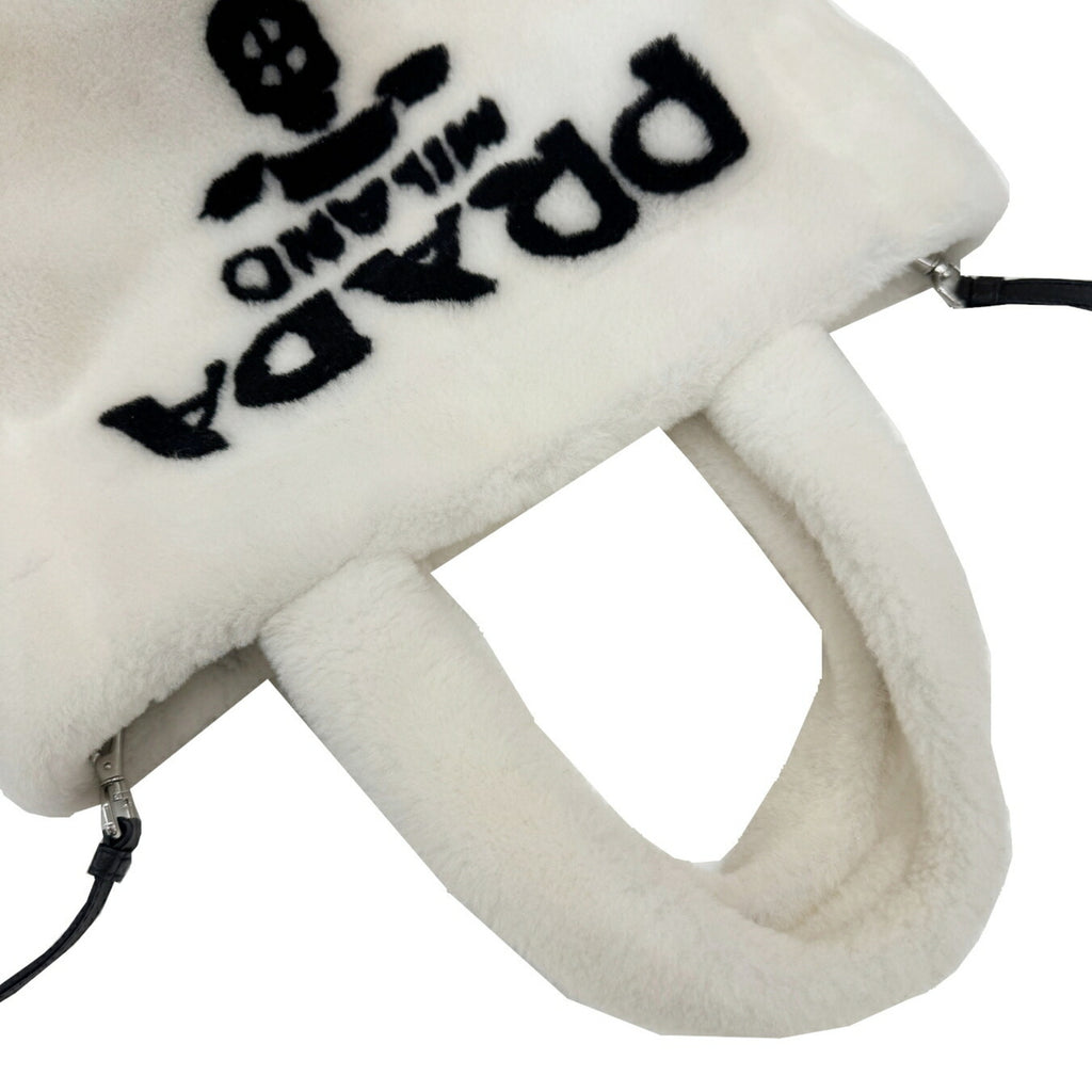 PDA Lettering Terry Tote Bag 1BG374 White/Black Shoulder Bag/Handbag/Tote for Women