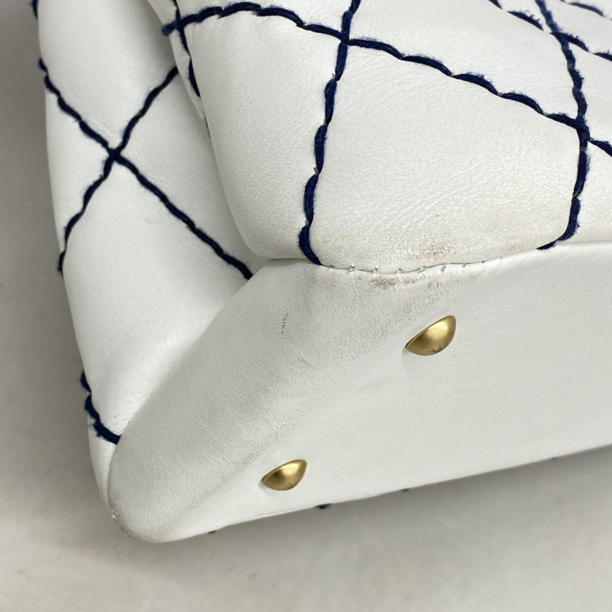 CHL Tote Bag Wild Stitch Chain Shoulder Lambskin White Women's