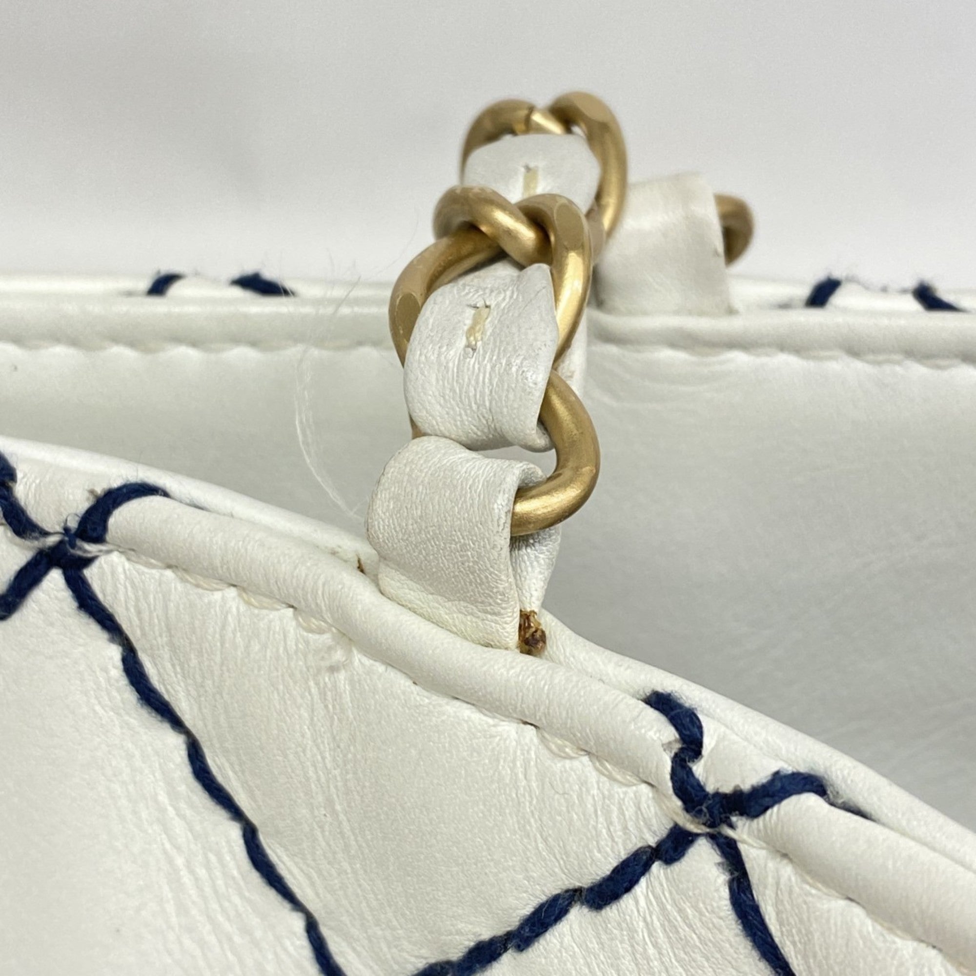 CHL Tote Bag Wild Stitch Chain Shoulder Lambskin White Women's