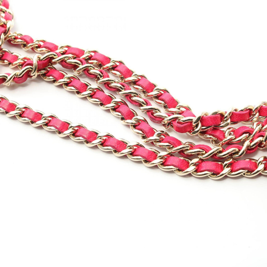 CHL bias stitch shoulder bag in lambskin leather, red.