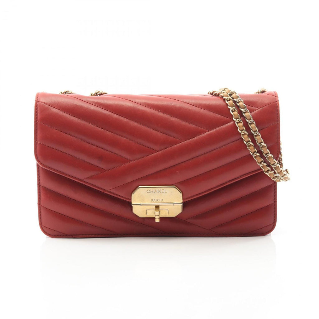 CHL bias stitch shoulder bag in lambskin leather, red.