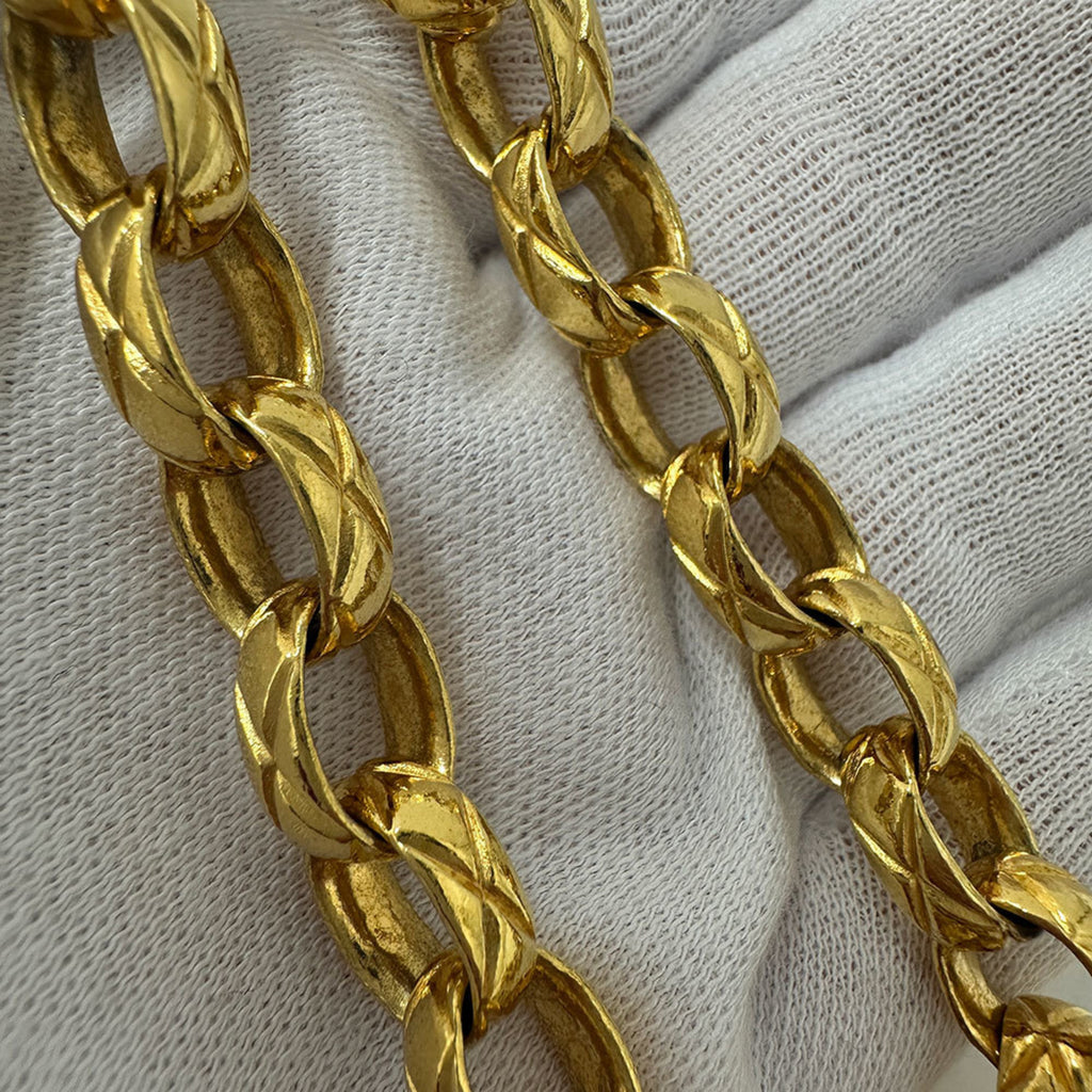 CHL CHANEL Women's Suede Shoulder Bag, Matelasse, Bordeaux, Gold Hardware, Red, Chic