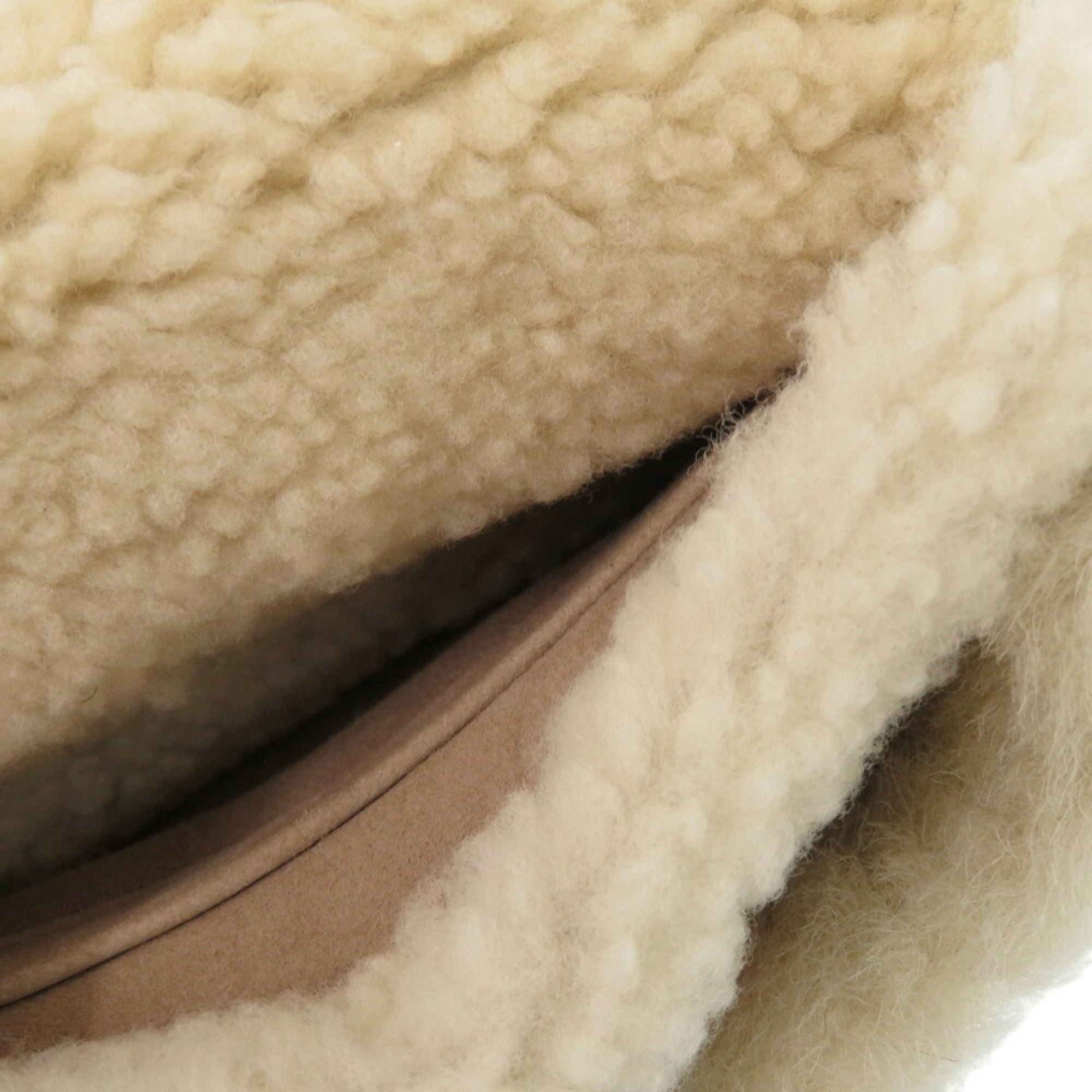 CRD Dior Bobby Shearling Suede Mouton Beige Shoulder Bag 0340