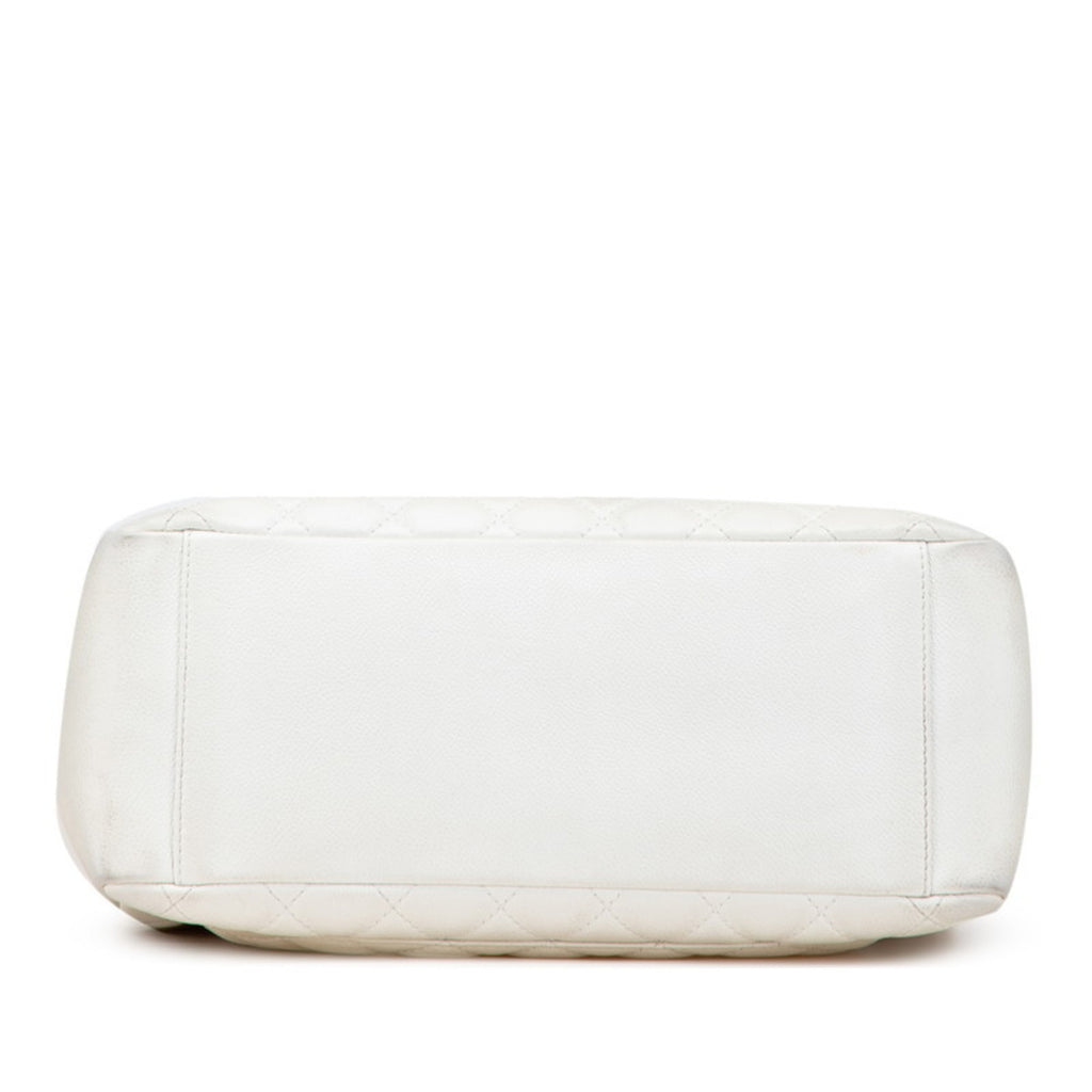 CHL Matelasse Coco Mark Chain Tote Bag Shoulder White Caviar Skin Women's