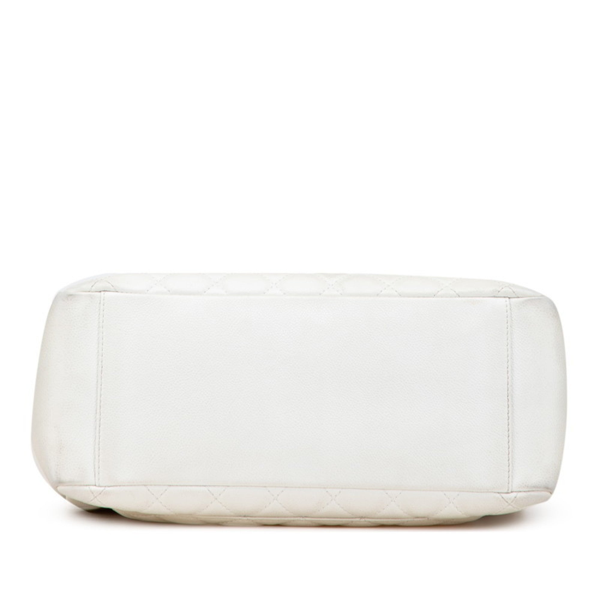 CHL Matelasse Coco Mark Chain Tote Bag Shoulder White Caviar Skin Women's