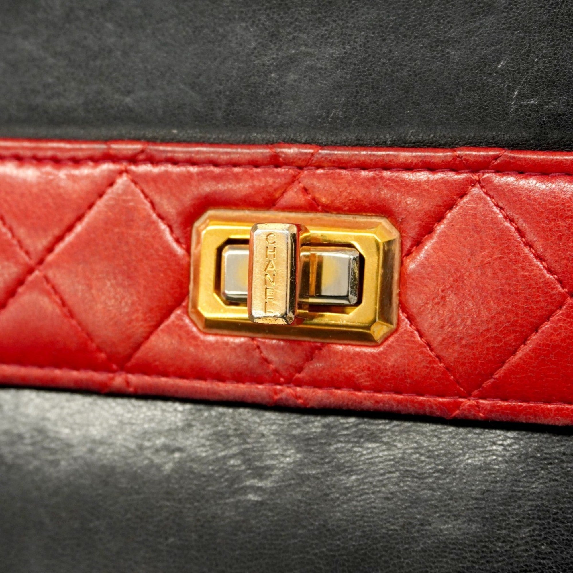 CHL Matelasse Shoulder Bag with Chain Bag, Lambskin, Black and Red, Women's